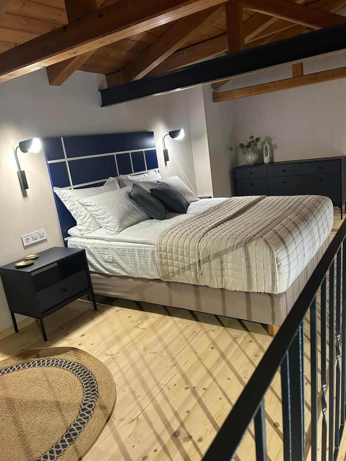 Living Yard Thissio Атина Екстериор снимка