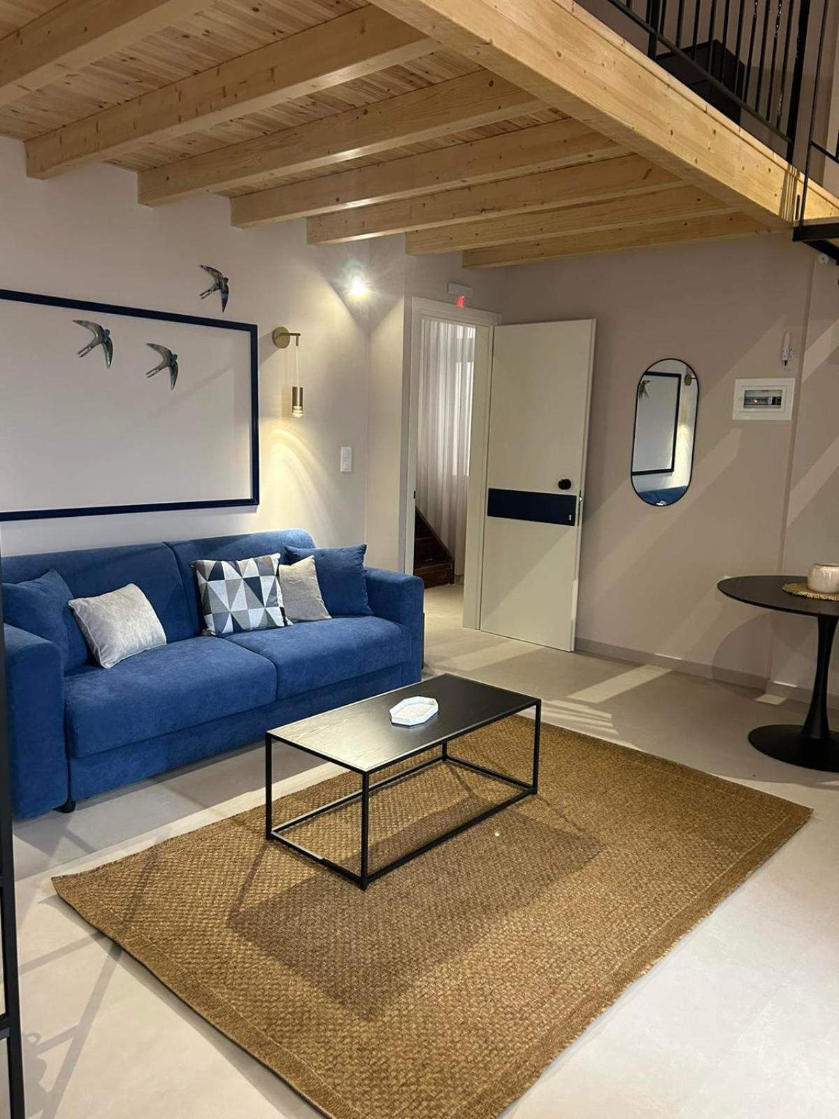 Living Yard Thissio Атина Екстериор снимка