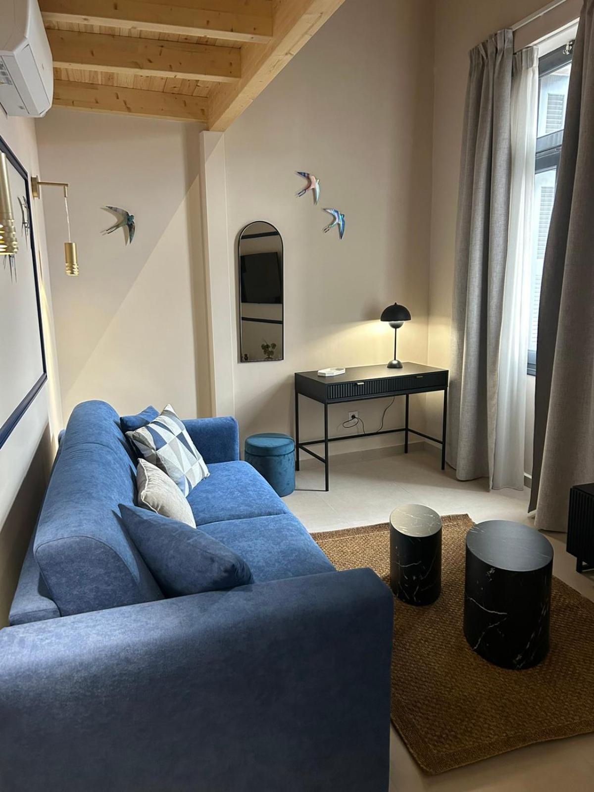 Living Yard Thissio Атина Екстериор снимка