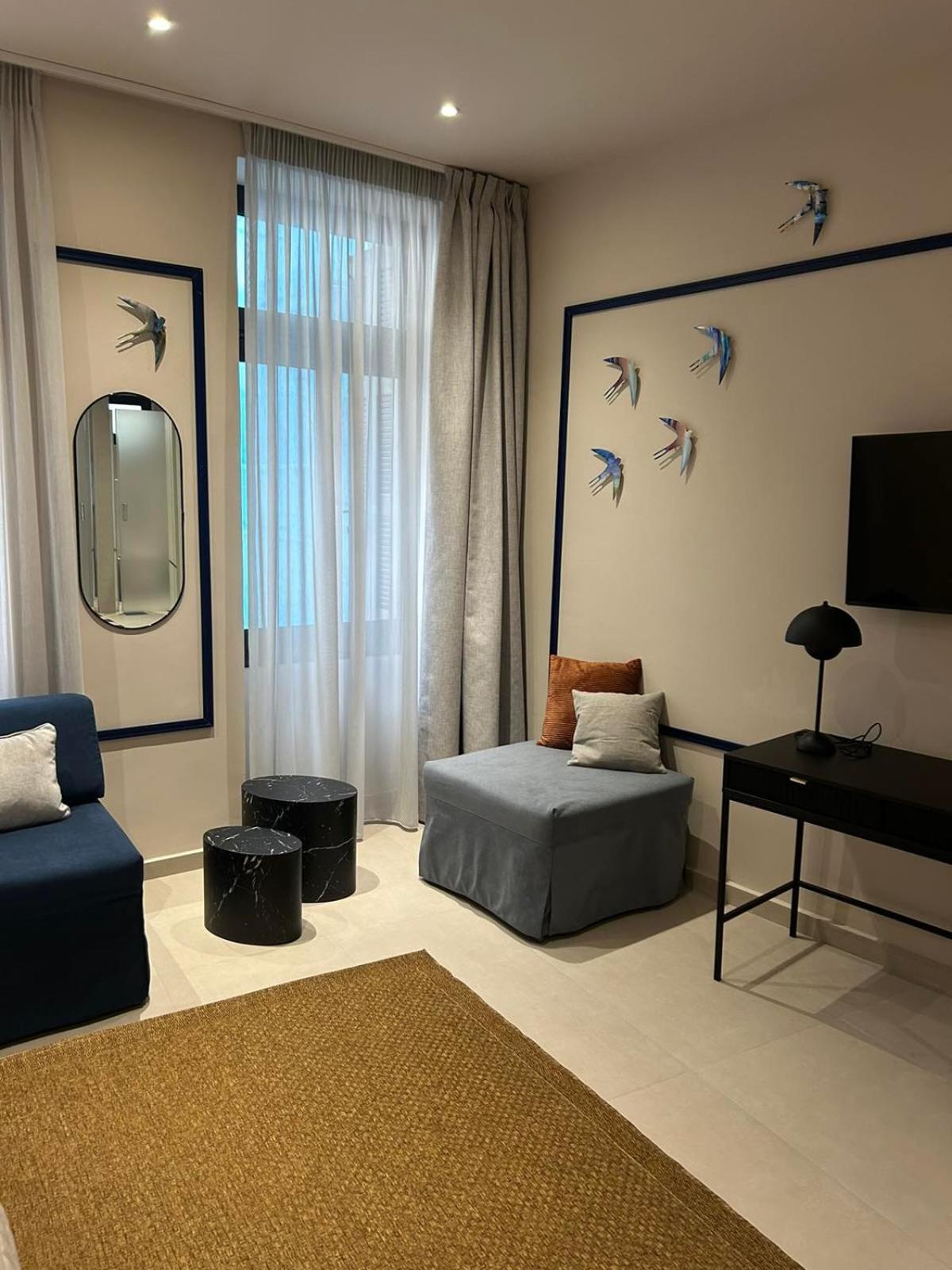 Living Yard Thissio Атина Екстериор снимка